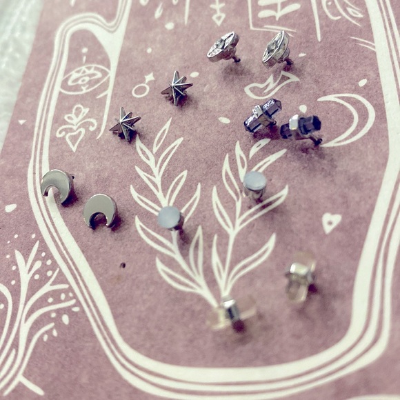 NWT Free People Earrings - Stud Pack - Picture 3 of 8